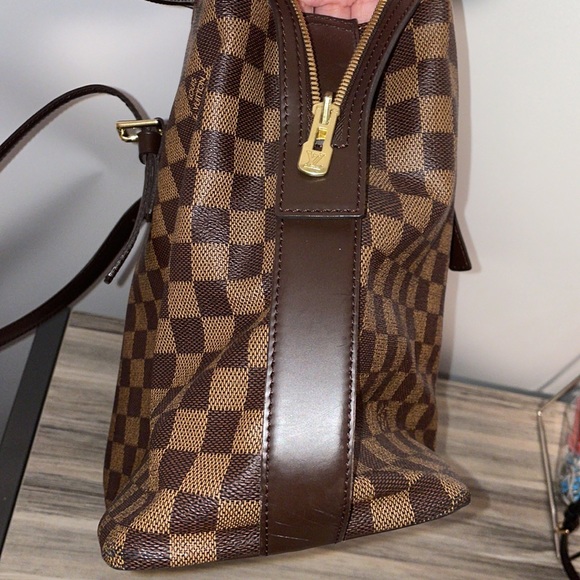 SOLD Louis Vuitton Damier Ebene Chelsea Tote✨ - Picture 3 of 12